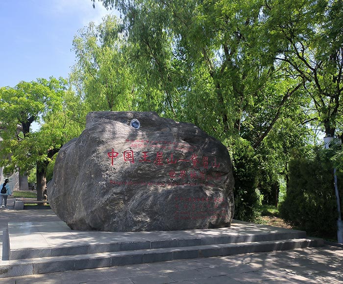 03.jpg
