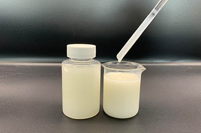 易投加型聚丙烯酰胺乳液：污水處理廠的智能化、高效能絮凝解決方案